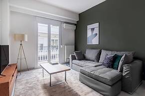 Classic Living 2 Bd Historic Mets Apt