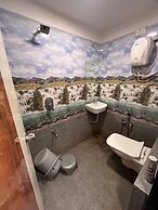 Goroomgo The Crown Ahmedabad