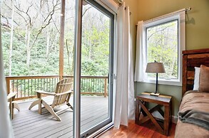 Rushing Waters On Greens Creek 2 Bedroom Cabin