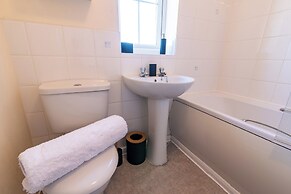 Mandarin Styles 3 Bedroom W/garden in Derby