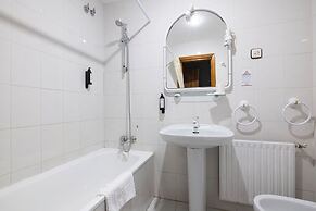 HOSTAL LOS VALLES