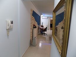 Natalys 2 Bd Gorgeous Apt in Volos