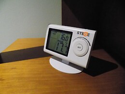 Natalys 2 Bd Gorgeous Apt in Volos