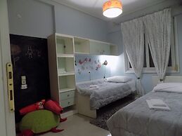 Natalys 2 Bd Gorgeous Apt in Volos