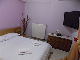 Natalys 2 Bd Gorgeous Apt in Volos