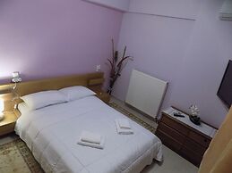 Natalys 2 Bd Gorgeous Apt in Volos