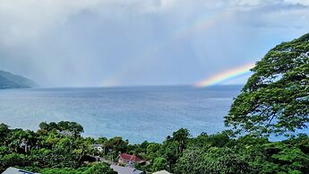 Tropical Secrets Holiday Apartments