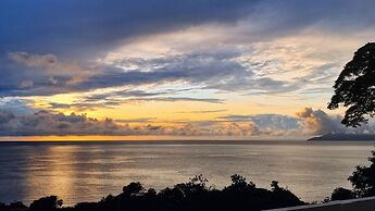 Tropical Secrets Holiday Apartments