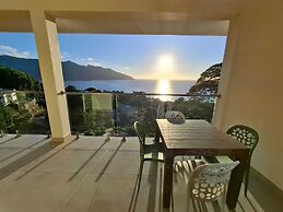 Tropical Secrets Holiday Apartments