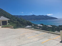 Tropical Secrets Holiday Apartments