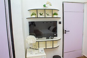 THE BLEVICK SUITES AND APARTMENTS