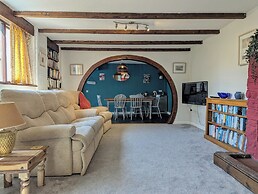 The Old Barn Near St Ives - Rustic Charm & Space