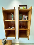 SHRTSTAYS Guesthouse