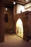 Bait Al Muallem by Nomad Inn