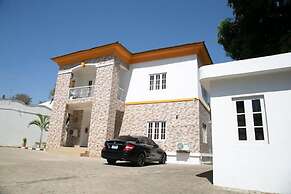 Orange Roof Lodge