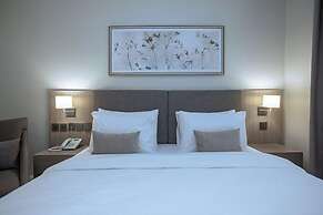 Knightsbridge Hotel and Suites