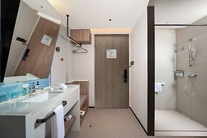 Holiday Inn Express Chongqing Ciqikou Ancient Town by IHG