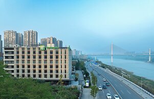 Holiday Inn Express Chongqing Ciqikou Ancient Town by IHG