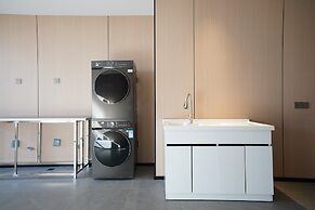 Yueyang Pingjiang by IHG