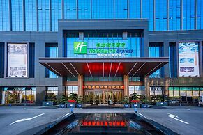 Yueyang Pingjiang by IHG