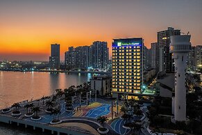 Holiday Inn Express Zhanjiang Coast, an IHG Hotel