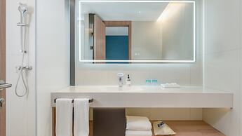 Holiday Inn Express Yangzhou Grand Canal Theatre by IHG