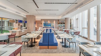 Holiday Inn Express Yangzhou Grand Canal Theatre by IHG