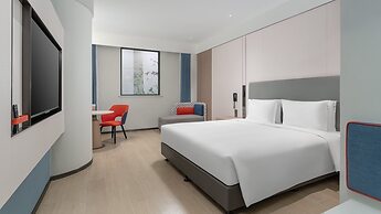 Holiday Inn Express Yangzhou Grand Canal Theatre by IHG