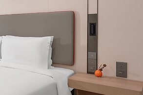 Holiday Inn Express Yangzhou Grand Canal Theatre by IHG