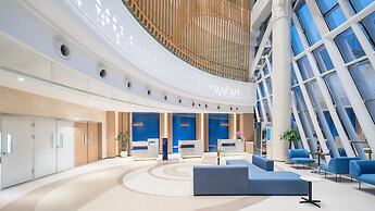 Holiday Inn Express Yangzhou Grand Canal Theatre by IHG