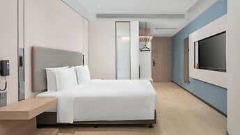 Holiday Inn Express Yangzhou Grand Canal Theatre by IHG