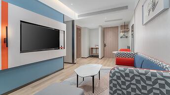 Holiday Inn Express Yangzhou Grand Canal Theatre by IHG