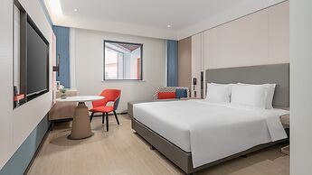 Holiday Inn Express Yangzhou Grand Canal Theatre by IHG