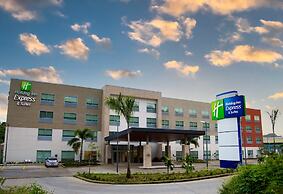 Holiday Inn Express & Suites Diamond by IHG