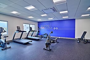 Holiday Inn Express & Suites Diamond by IHG