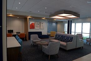 Holiday Inn Express & Suites Diamond by IHG