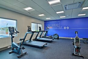 Holiday Inn Express & Suites Diamond by IHG