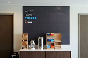 Holiday Inn Express & Suites Diamond by IHG