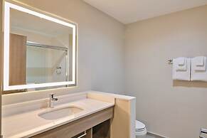 Holiday Inn Express & Suites Diamond by IHG