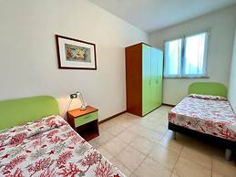 Bright Flat in a Residence With Common Pools