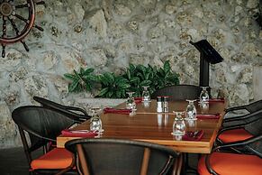 Vista Suites at Parador