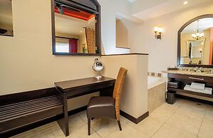 Vista Suites at Parador