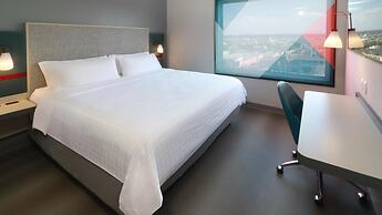 avid hotel Queretaro Centro Sur by IHG