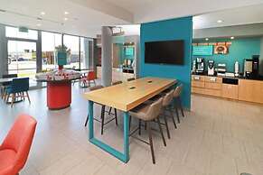 avid hotel Queretaro Centro Sur by IHG