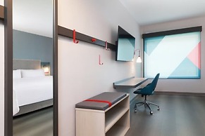 avid hotel Queretaro Centro Sur by IHG