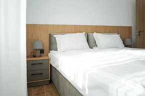 2 Bed Apt - Sleeps 4, Terrace & Pet Friendly