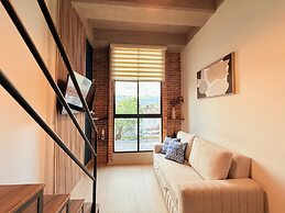 Atelier Cedritos by Weeki.