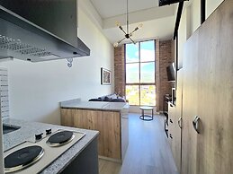 Atelier Cedritos by Weeki.