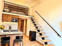 Atelier Cedritos by Weeki.