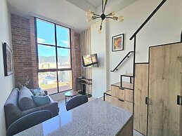 Atelier Cedritos by Weeki.